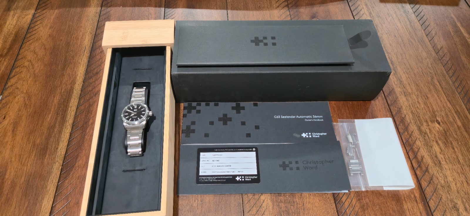 CHRISTHOPER WARD C63 SEALANDER 36MM with box and papers