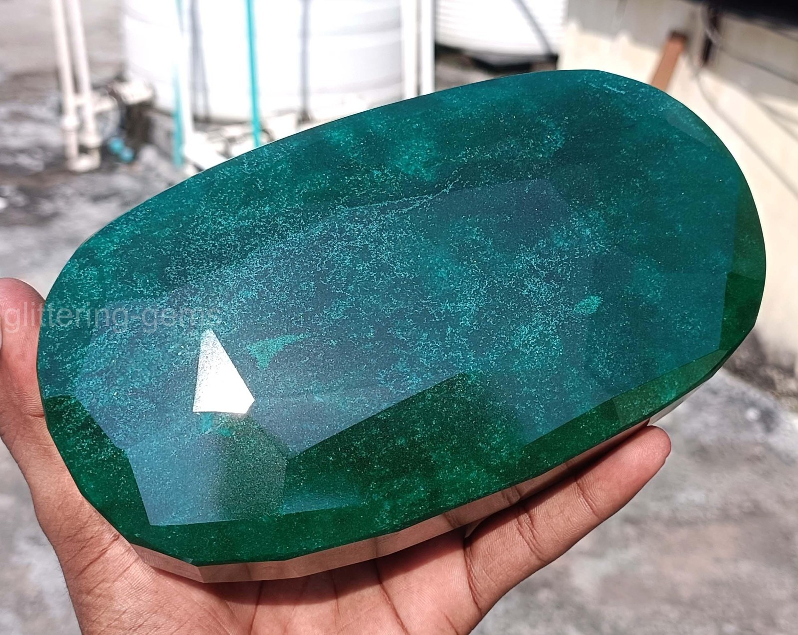 Massive 10,000 Ct Natural Emerald 2 kg Oval IGL Certified Gemstone 180×105 MM “D