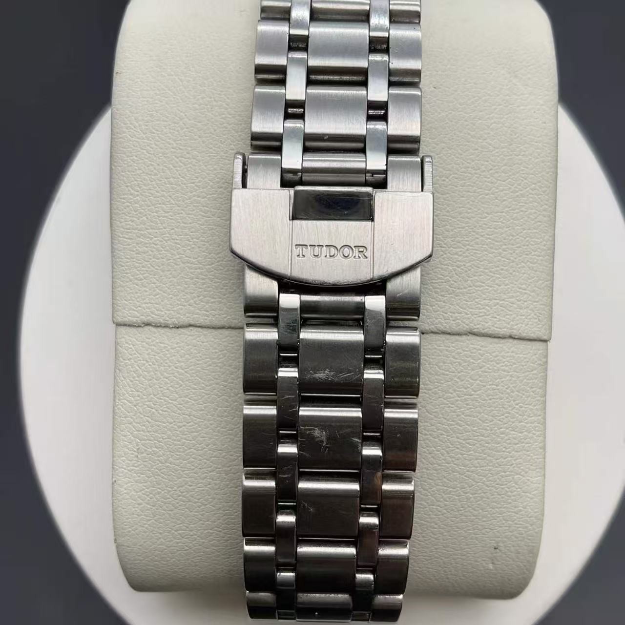 Tudor Black Roman Dial Royal M28600-0003 Men’s Watch Automatic 41mm Date