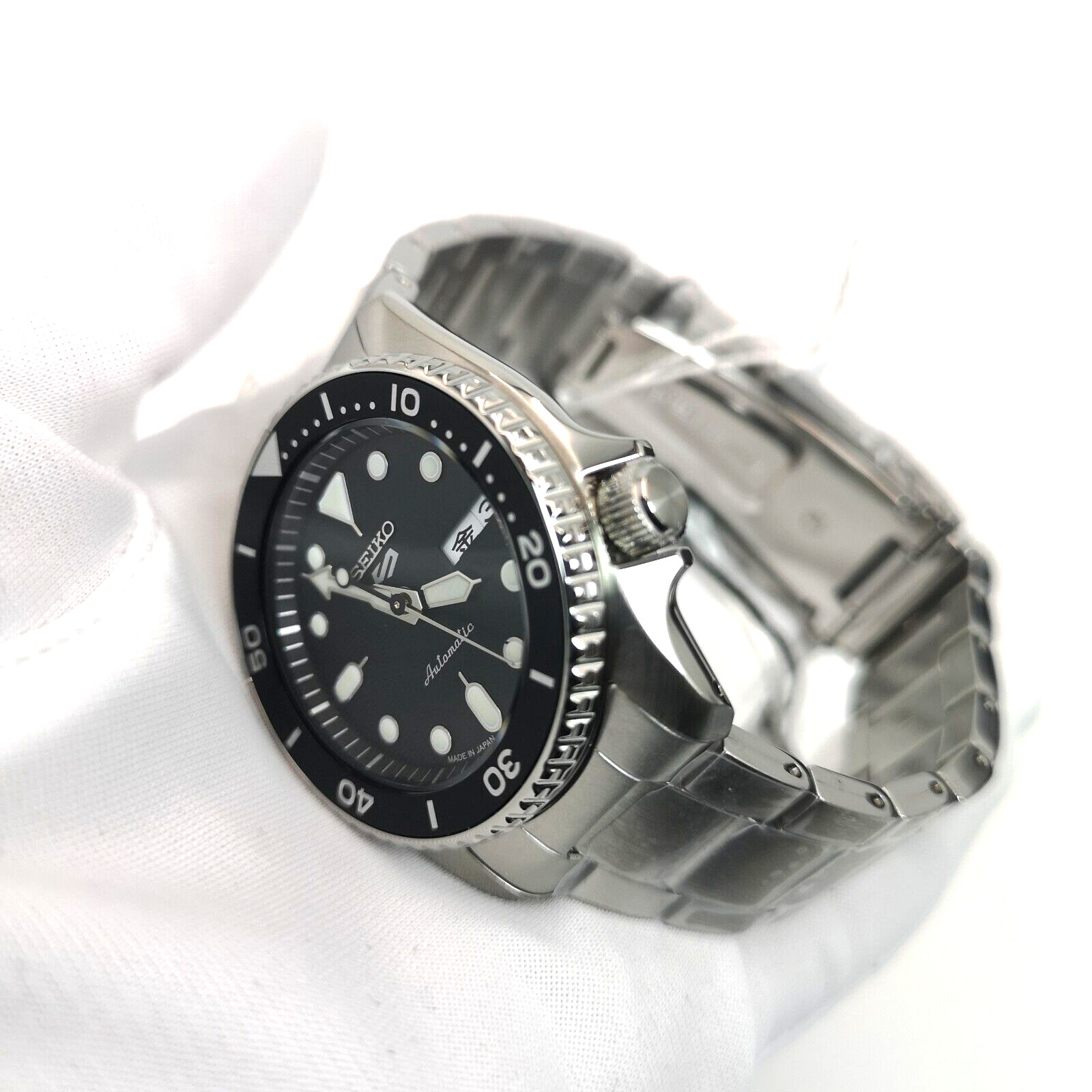 SEIKO 5 Sports SBSA225 Black Automatic Mechanical Diver Men’s Watch New in Box