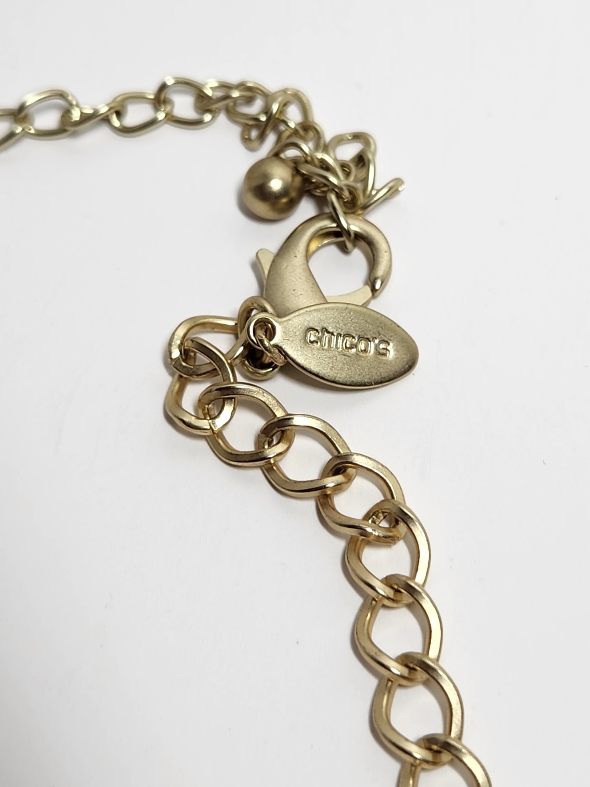 Chico’s Reversible Asian Inspired Mixed Media Beaded Necklace Faux Bone/Gold