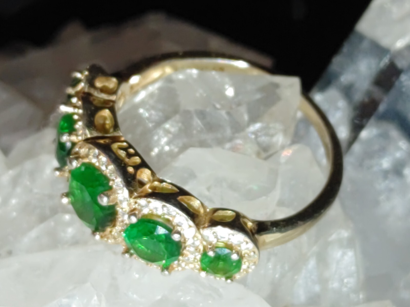 Fuzion Creations Sterling Silver & Green Cubic Zirconia Ring Size 9 FZN 925 CN