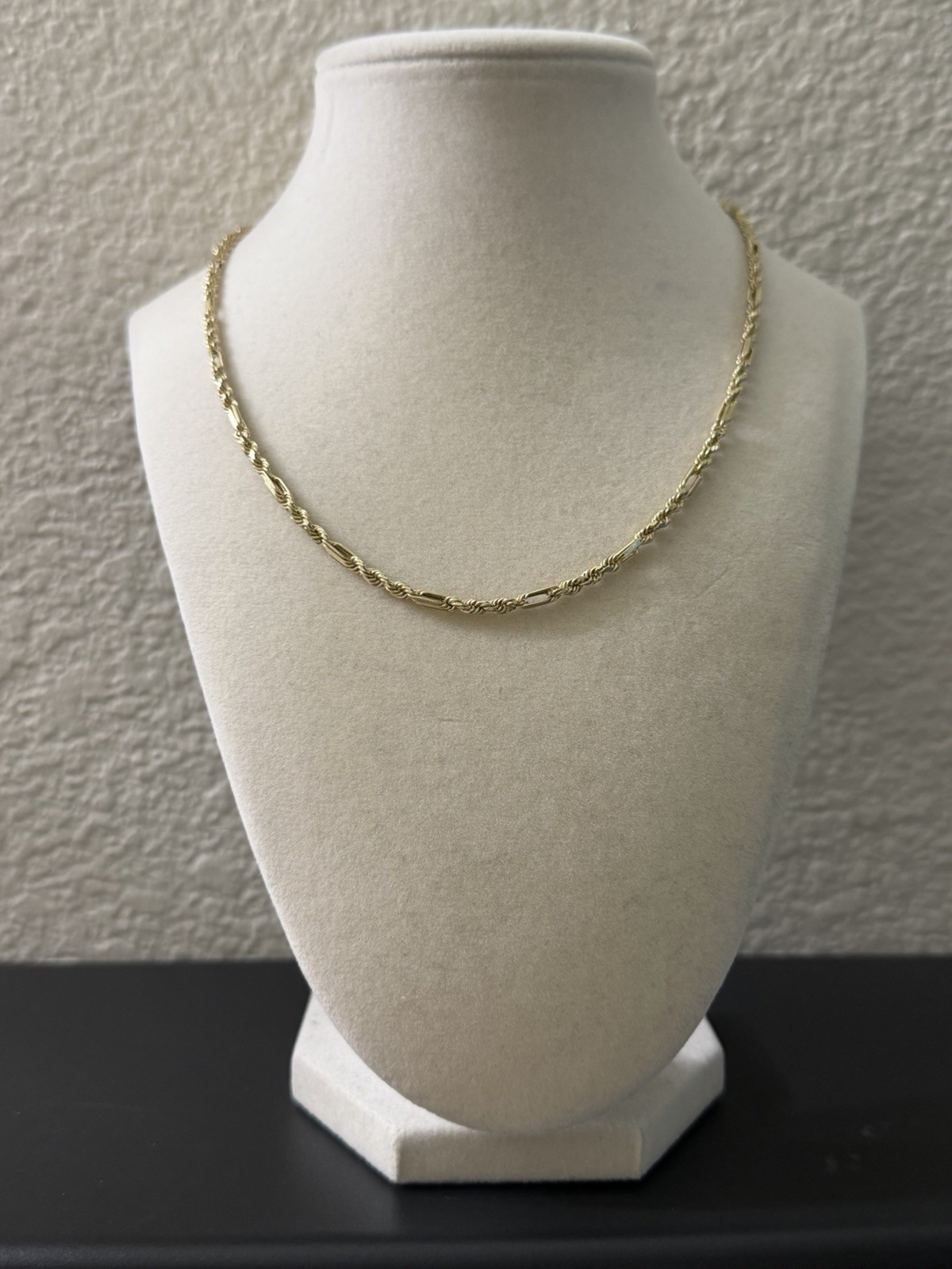18 inch 3mm – 10k Yellow Gold Milano (Figarope) Chain