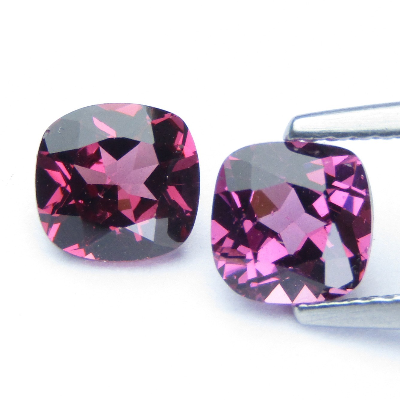 2.65Cts Striking Natural Rhodolite Garnet 6mm Cushion Pair Tanzania Gemstones