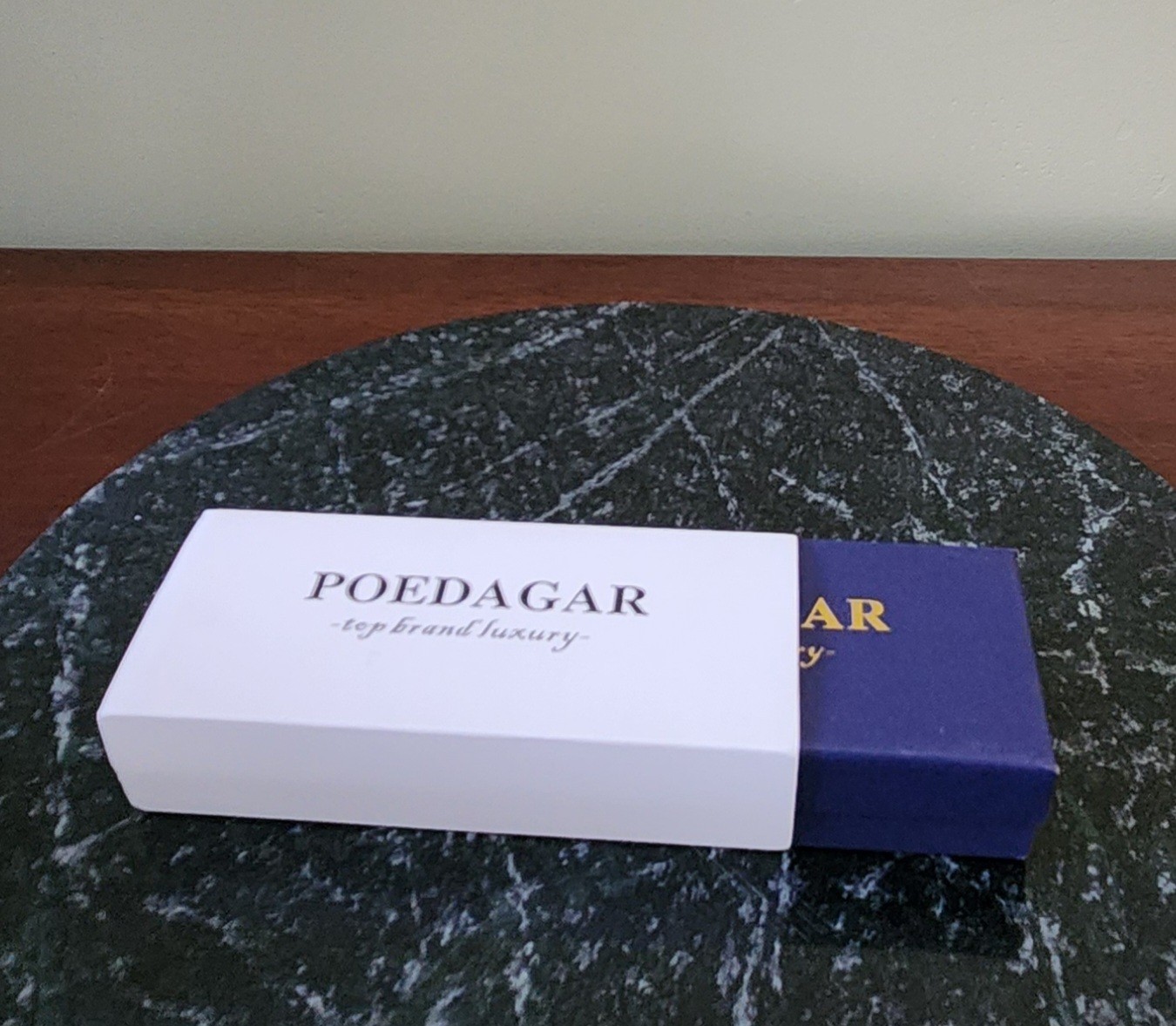 Poedagar classic luxury business quartz Women’s watch New Works