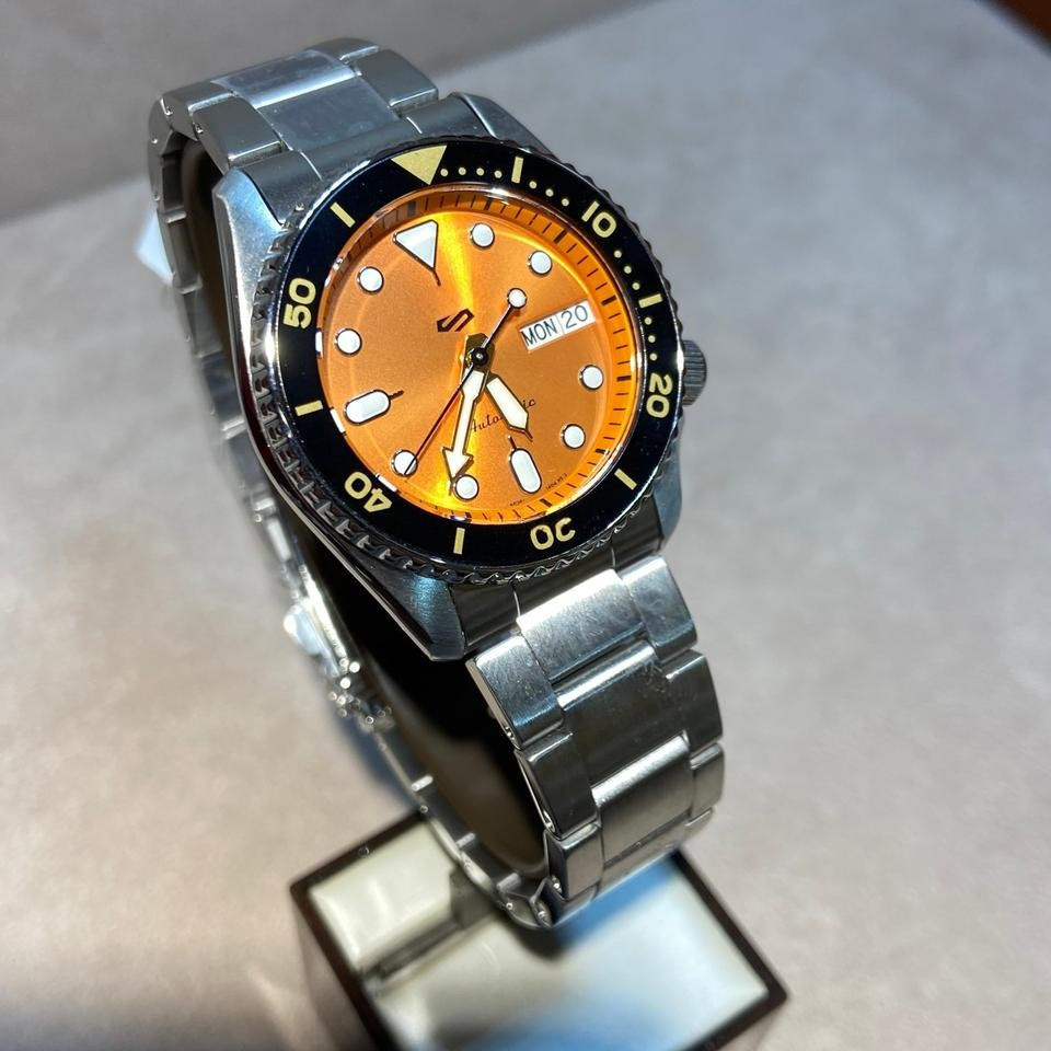 Custom Built – Orange Diver Style NH35 Japanese Automatic Steel Sport Watch