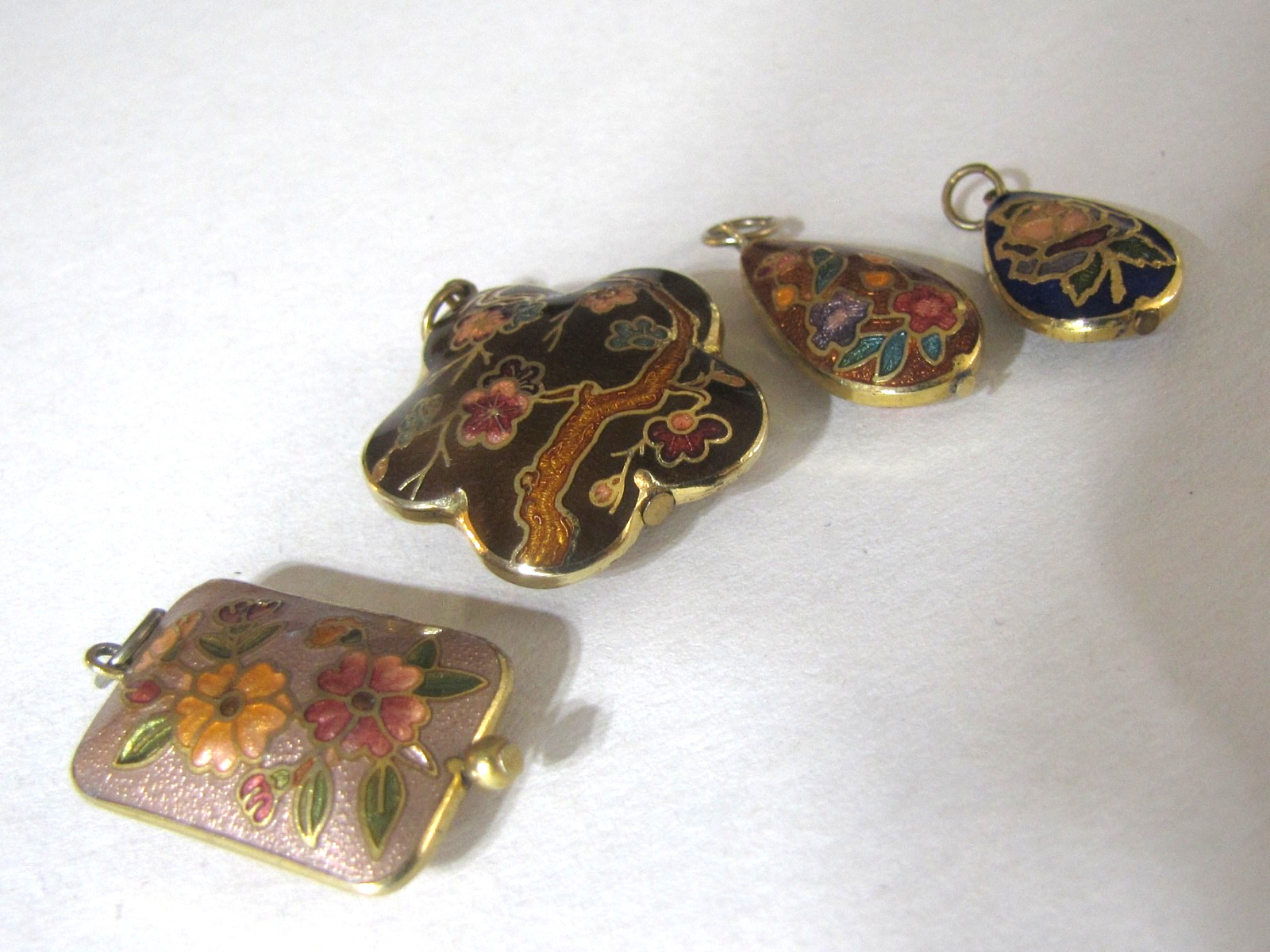 Vintage Cloisonne Pendant Lot 4 Floral Asian Charms Double Side Enamel Gold Tone