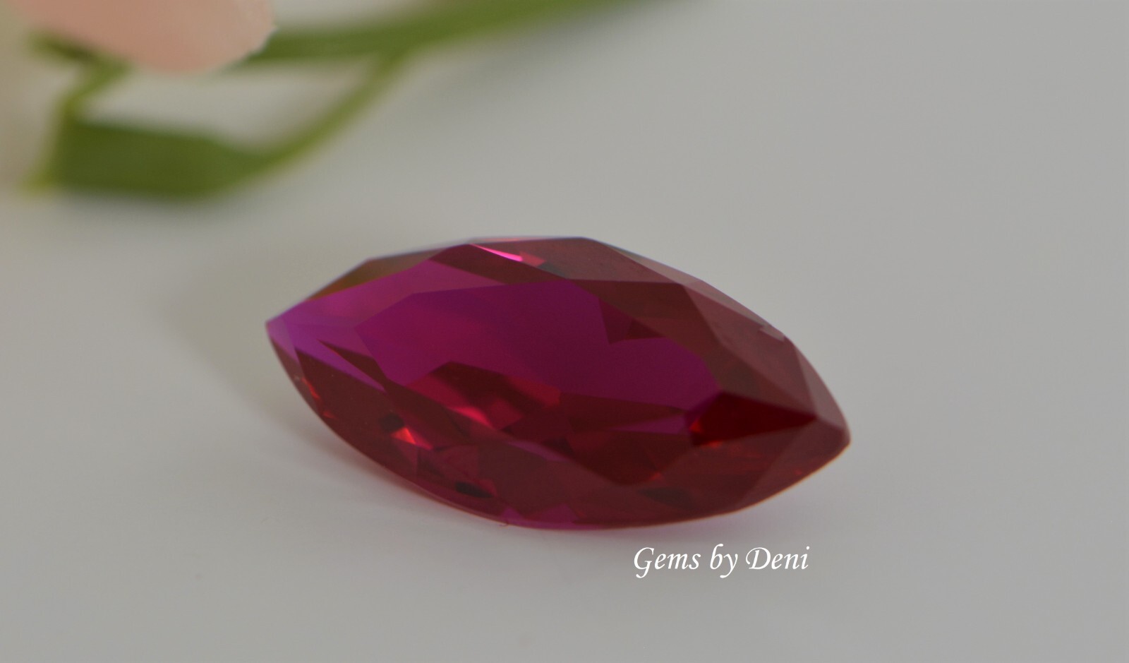 Lab-Created Ruby Marquise Shape Corundum (4×2-24x12mm)