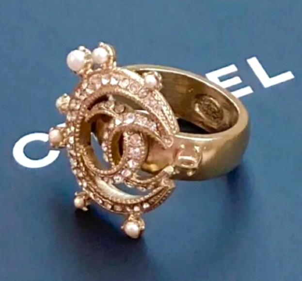 CHANEL Ring Moon Coco Mark Gold Tone Rhinestone US6-6.25 15C Excellent Condition