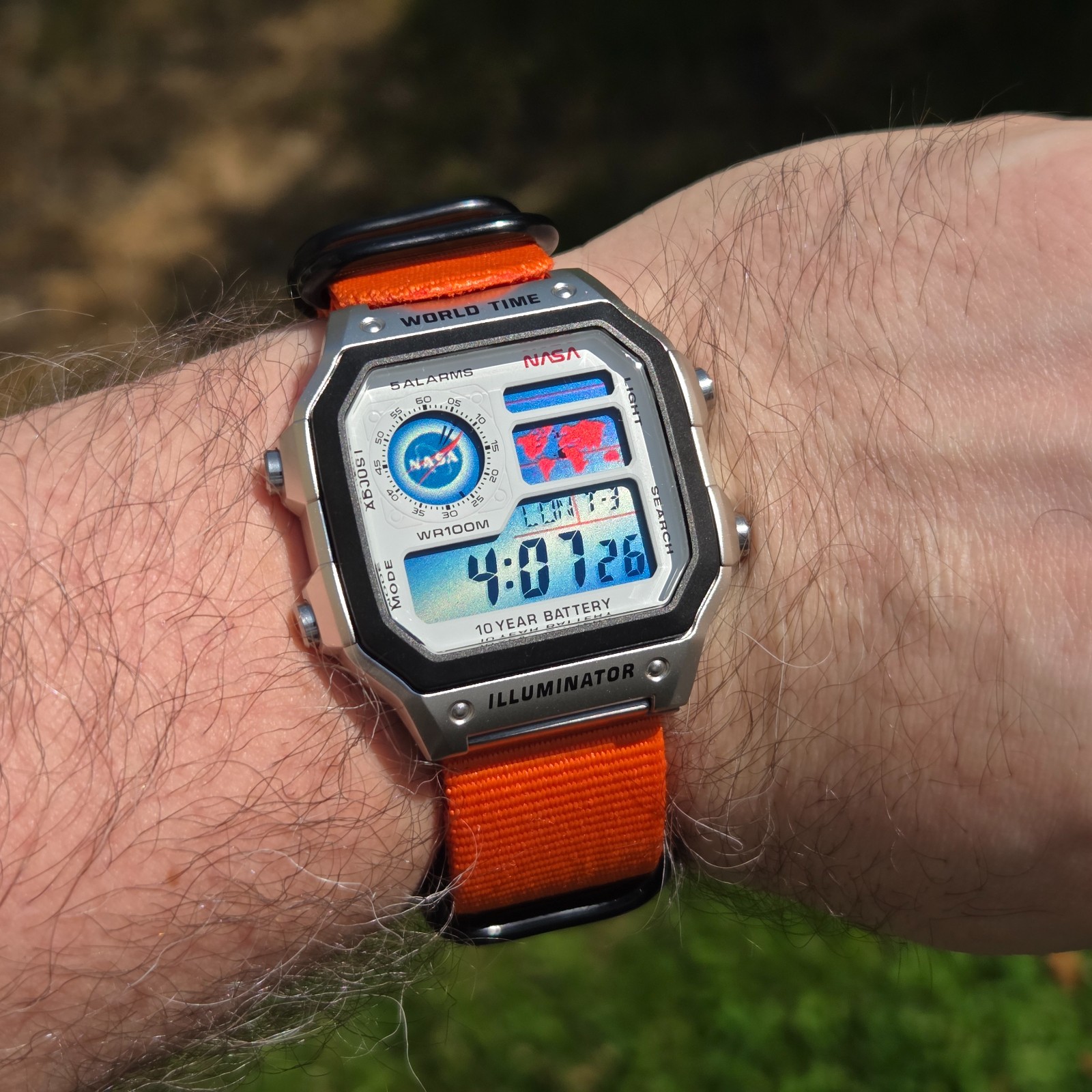New Casio Royale AE1200 Mod – NASA Royale (Gradient Hydromod)