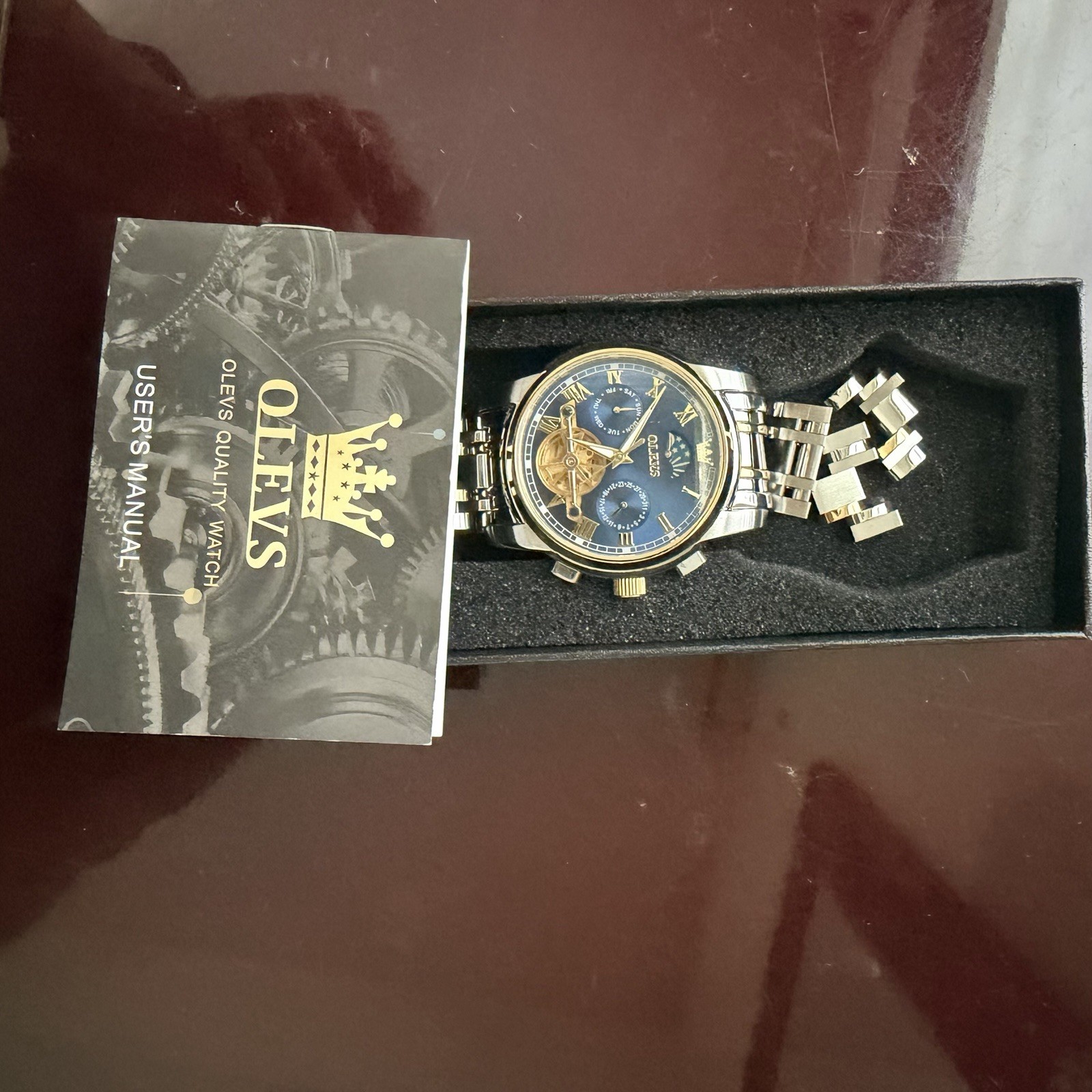 OLEVS Men’s Quartz Chronograph Wristwatch Blue Dial Two-Tone Steel Box Manual