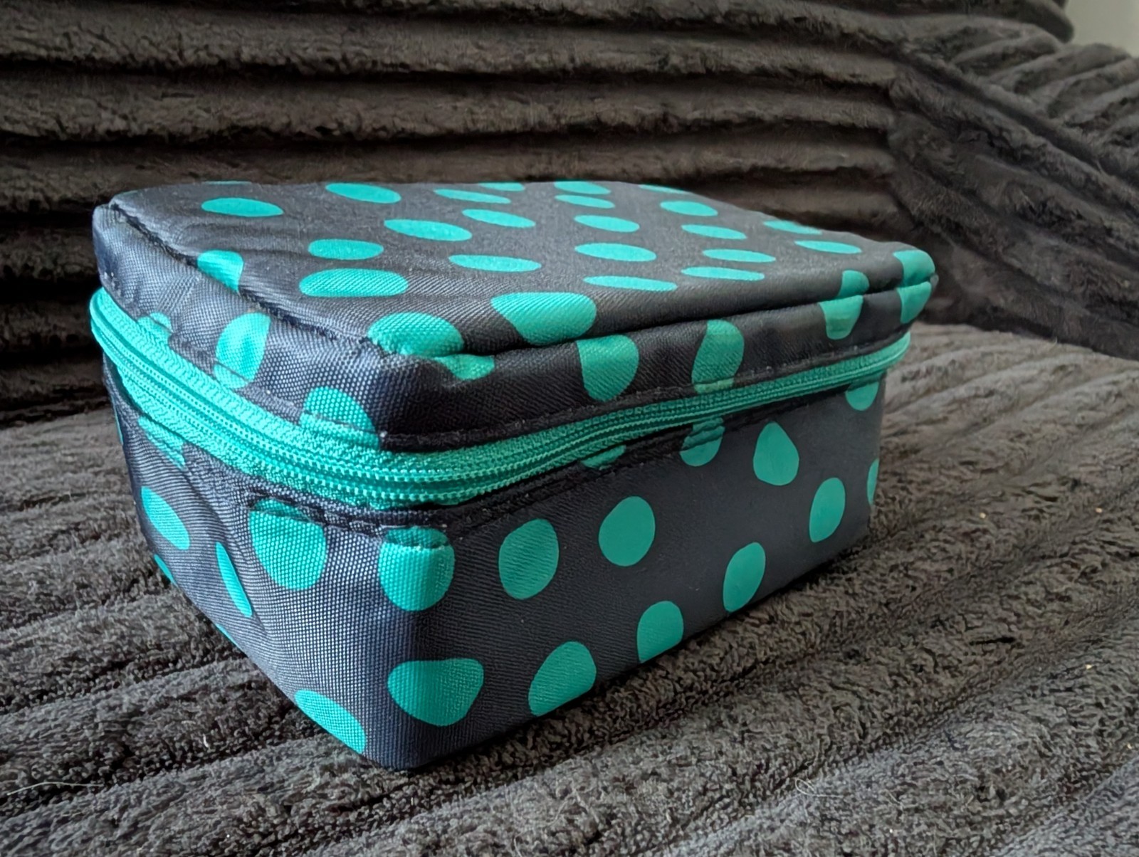 Thirty-One Travel Jewelry Case Zip-Around Black/Teal Polka Dot w/ 3 Pouches