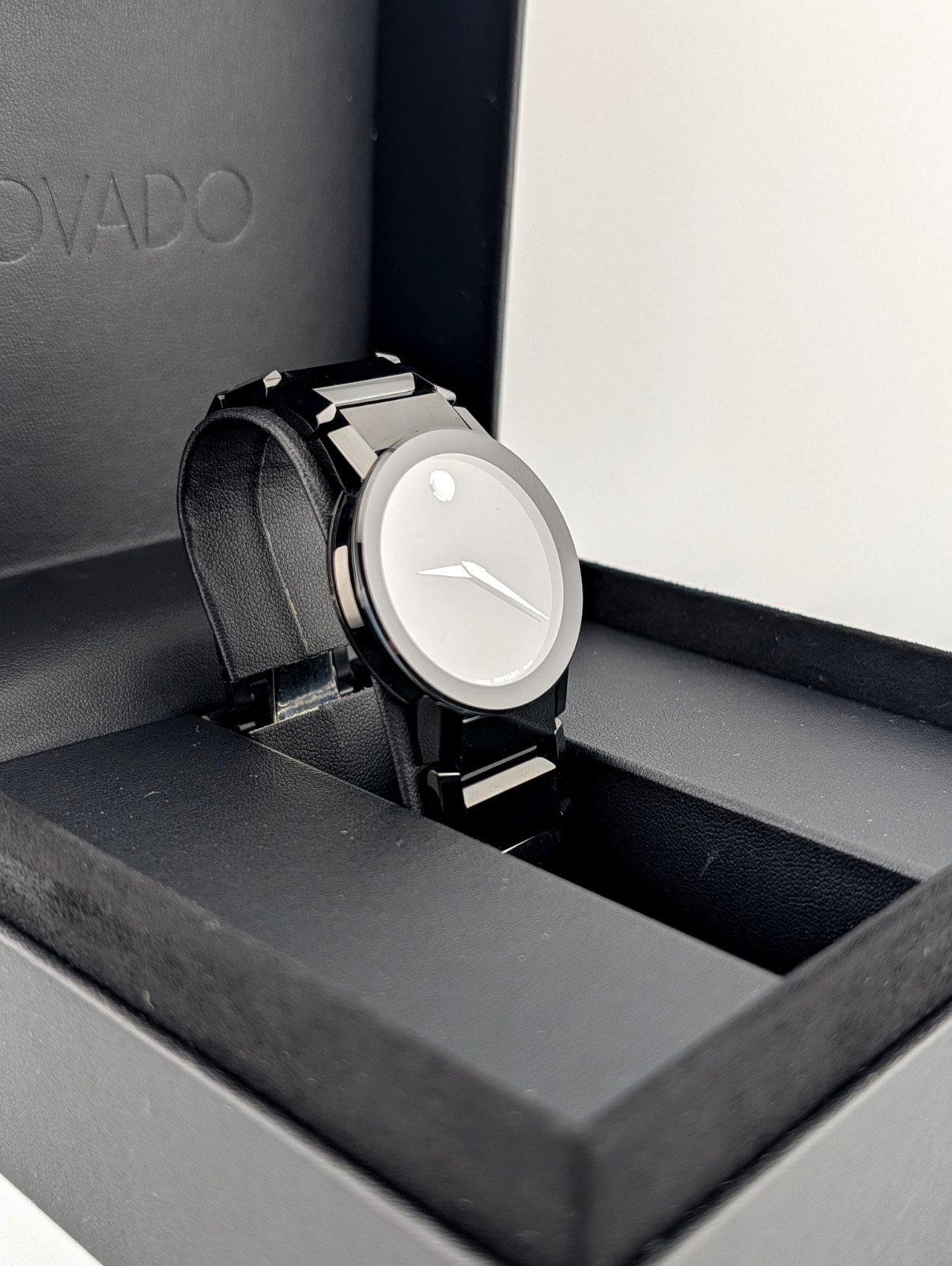 Movado Men’s Rare Black PVD Sapphire Mirror Classic Watch #84.G1.3896A ~ DISPLAY