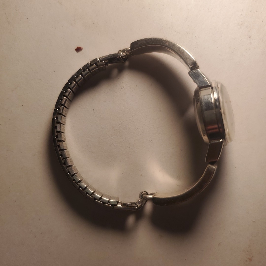 This is a vintage Wyler Incaflex Dynawind watch With Custom Watch Band