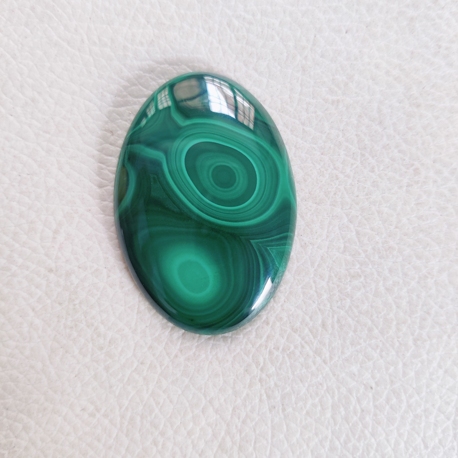 Natural Green Malachite Loose Gemstone Cabochon,Oval-65 CT,40 X 28 X 5 MM