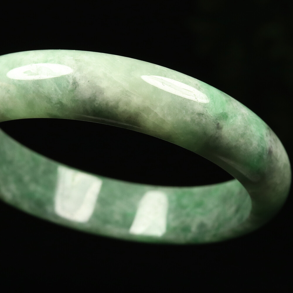 61mm Certified Grade A 100% Natural Green Jadeite Jade Bangle Bracelet SEC02089