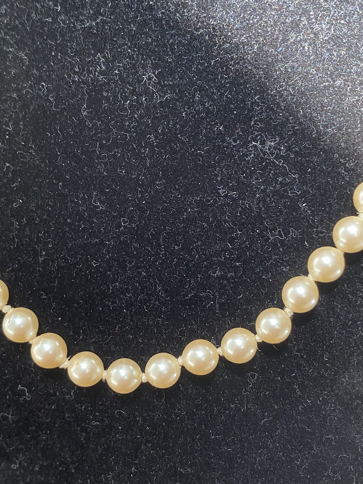 Vtg Monet Gold Tone Cream Champagne Knotted Faux Pearl Necklace 19 1/2 inches