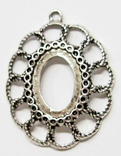 10 of 18x13mm Antique Silver Victorian Braided Loops Pendant Settings 36x28mm