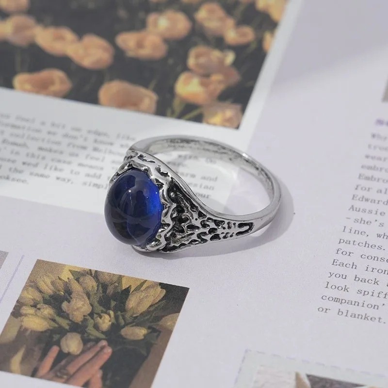 Moon Mood Ring Color Changing Stone – Celestial Jewelry Gift