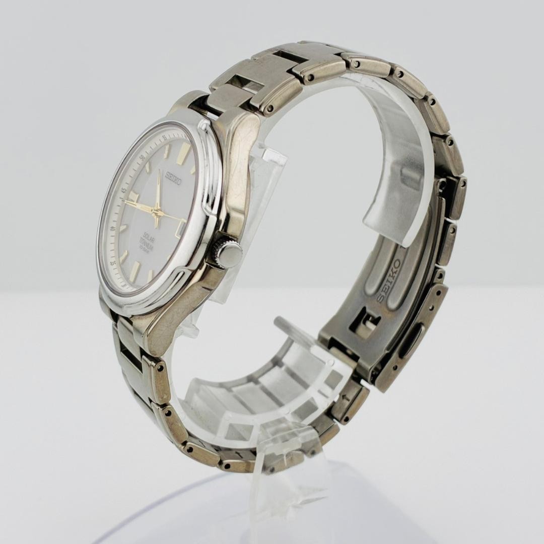 SEIKO Men’s Watch, Date Display, Original Strap, Solar Powered, Titanium