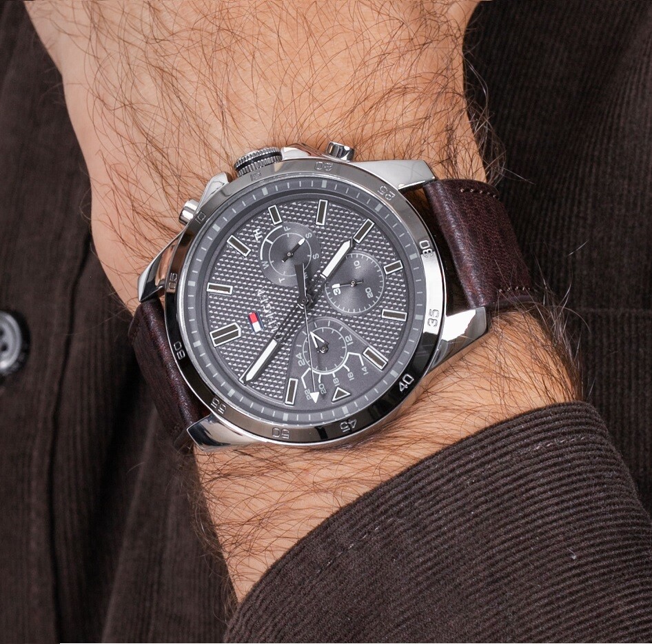 NEW TOMMY HILFIGER “ICONIC” TH1791562 SILVER/GREY/BROWN LEATHER MENS WATCH