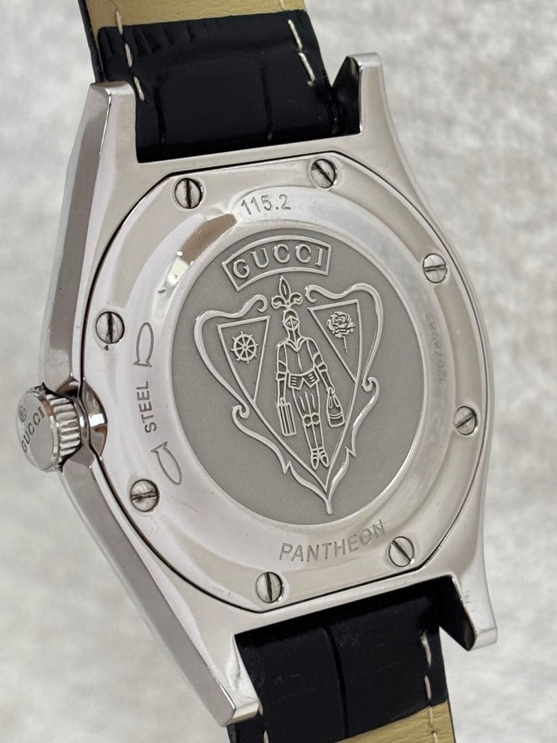 GUCCI Pantheon Quartz Date Men’s Model