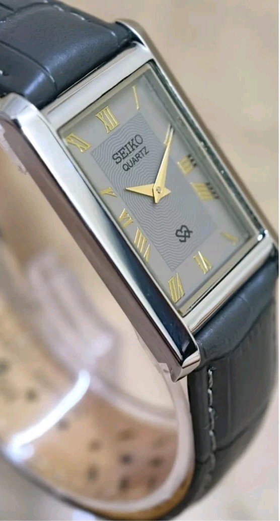 Vintage Seiko Slim Tank Mens Wristwatch Gray Dial Japanese 90s Watch
