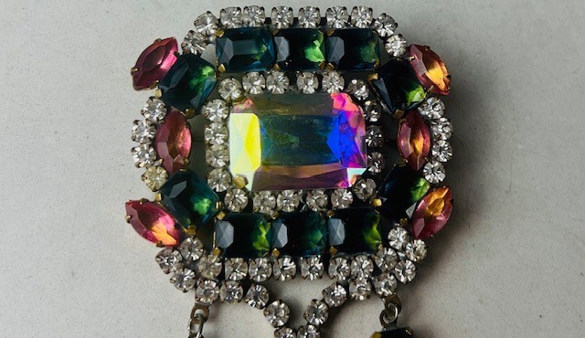 Vintage Bijoux MG Beautiful Czech Glass Rhinestone Brooch with Dangles
