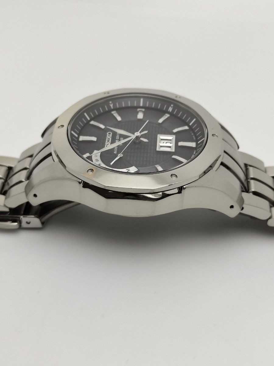 Seiko Brightz 8B43 Radio Solar Titanium Watch Big Date Timepiece Authentic