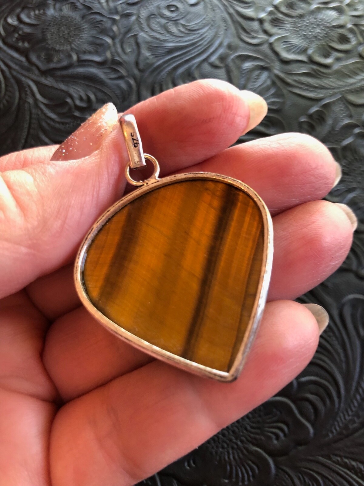 Golden Brown Tiger’s Eye Arrow Pendant Shadow Bezel 2″ Artisan Southwest