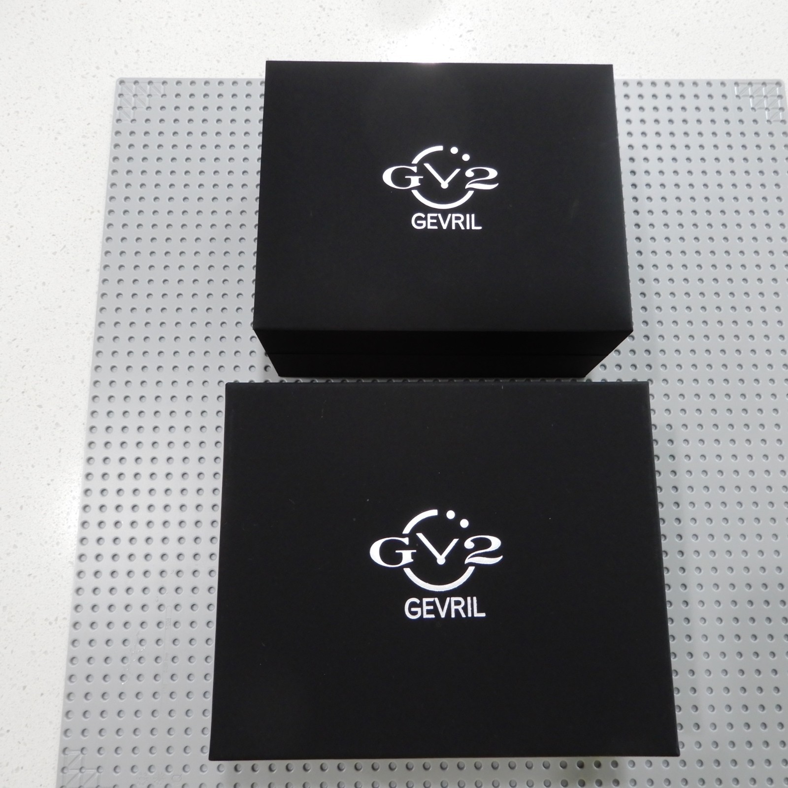 New In Box! WILL NOT LAST! GV2 Men’s FRECCIA CHRONOGRAPH-Swiss Quartz-Black Dial