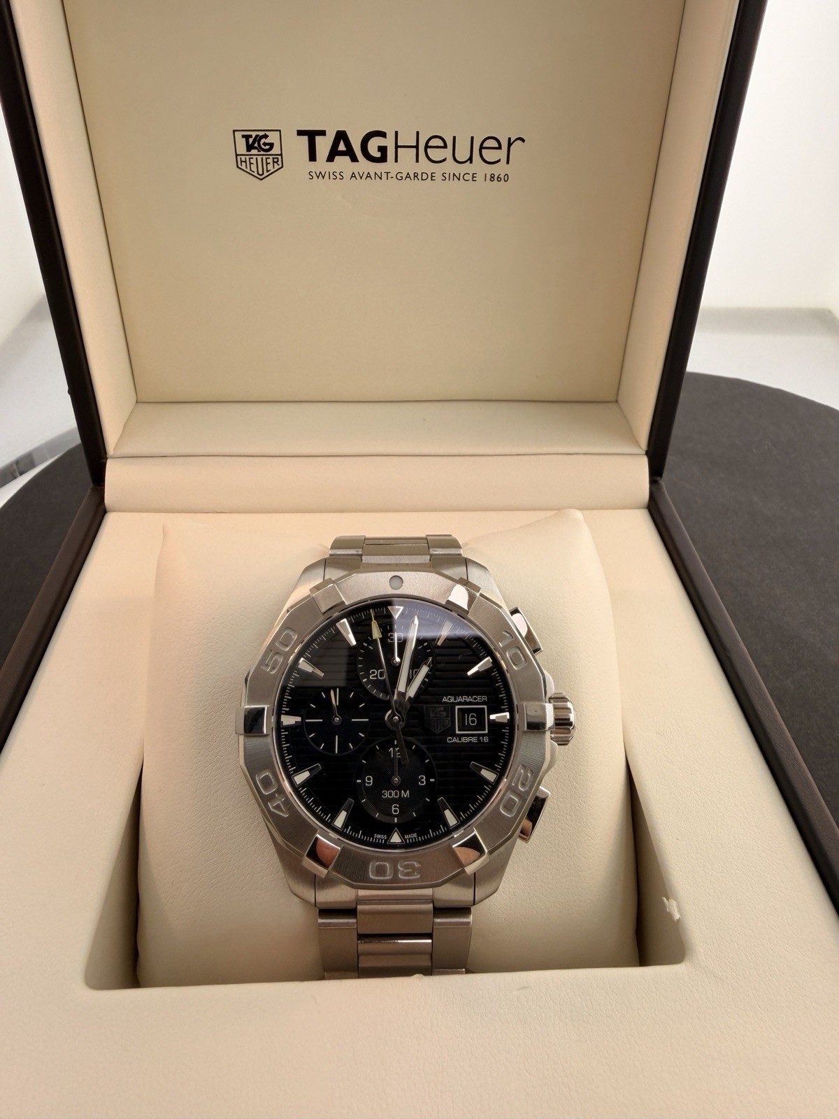 TAG Heuer Aqua Racer 300M Calibre 16 Automatic Chronograph CAY2110