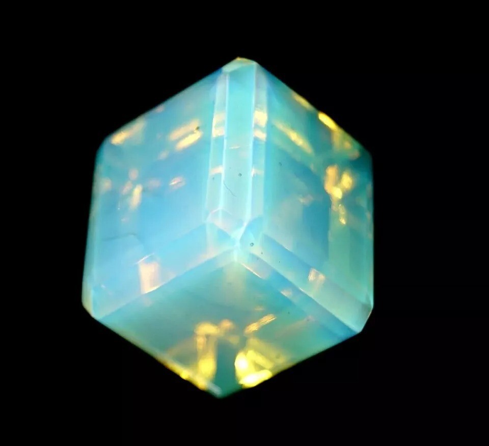 Opal Cube Cut Fire Welo Australian Untreated Natural Certified 80-82 Ct Gemstone