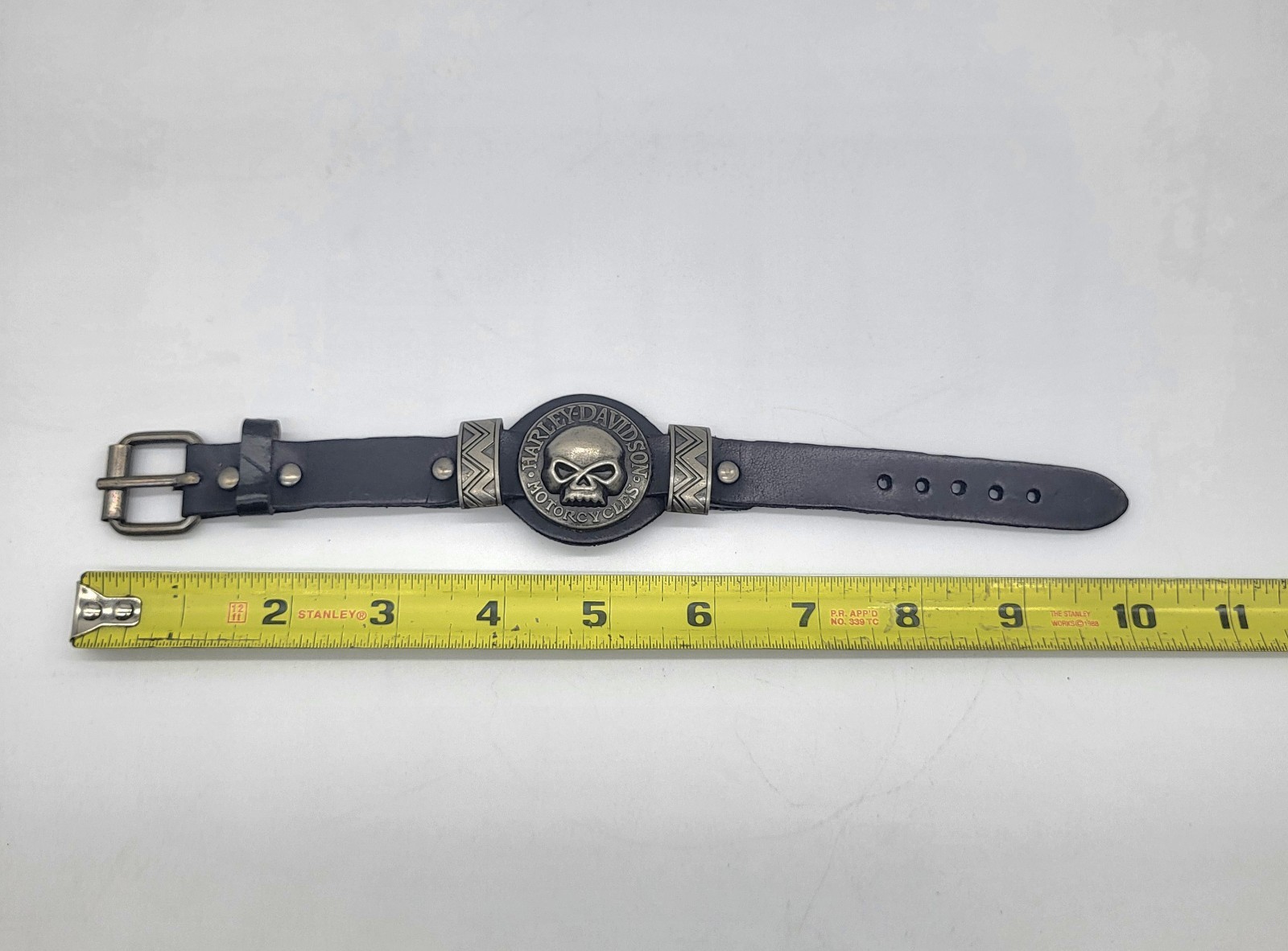Black Leather Cuff Bracelet Willie G Skull Harley-Davidson Motorcycles Design
