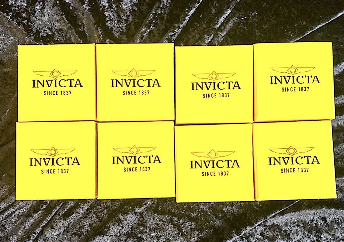 Invicta Unisex Adults Watch Mixed Lot of 8 w/ Hard Case & Boxes.