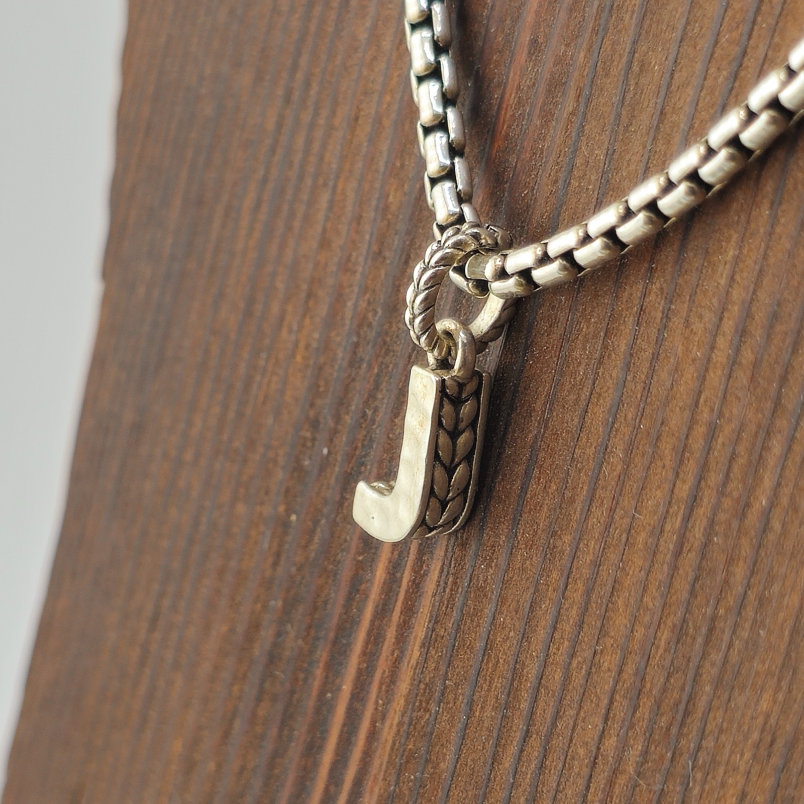 JAI 925 Sterling Silver J Pendant Necklace 9.5in Hammered Classic Thailand