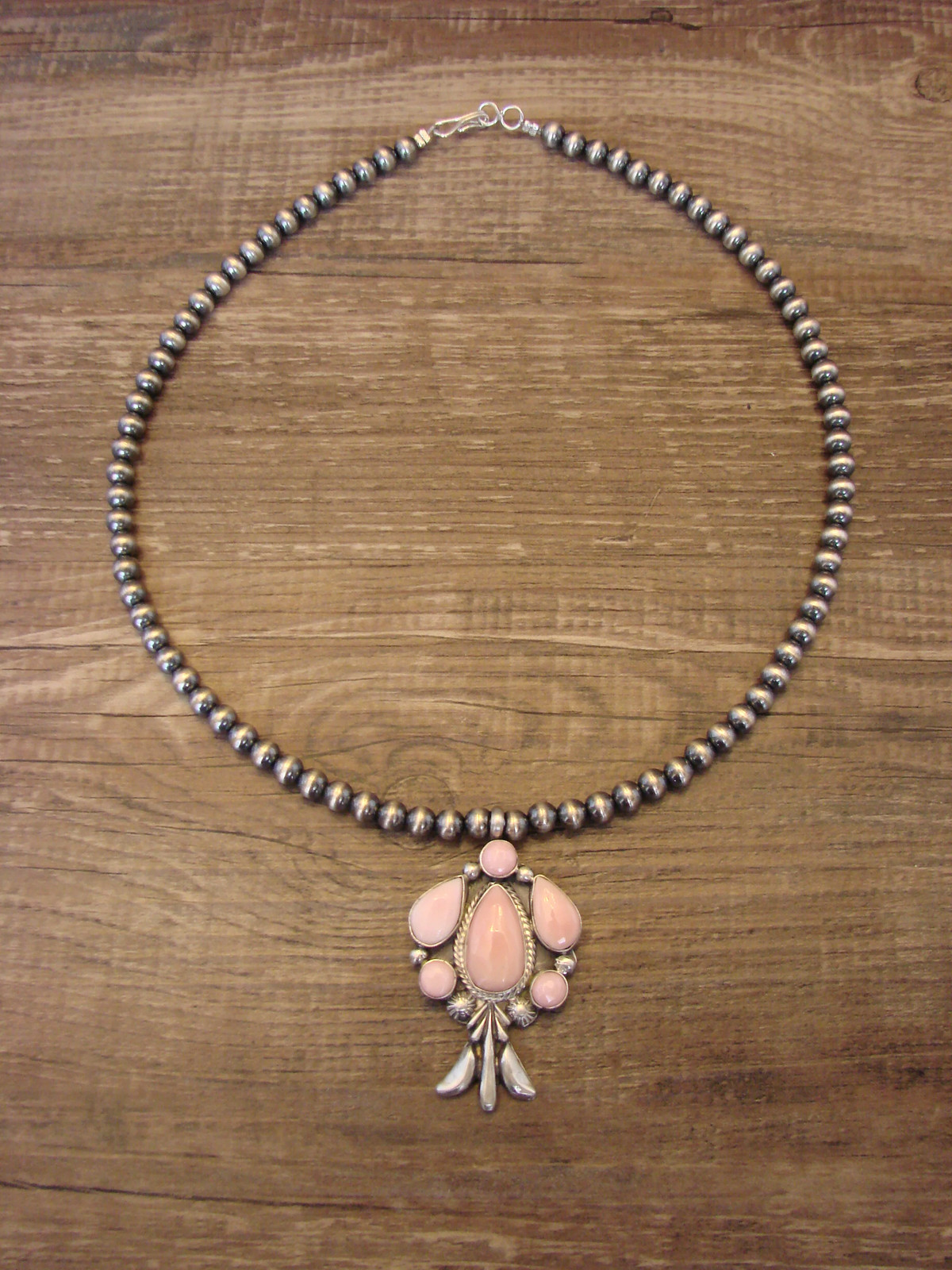 Navajo Indian Sterling Silver & Pink Conch Shell Pendant & Pearls