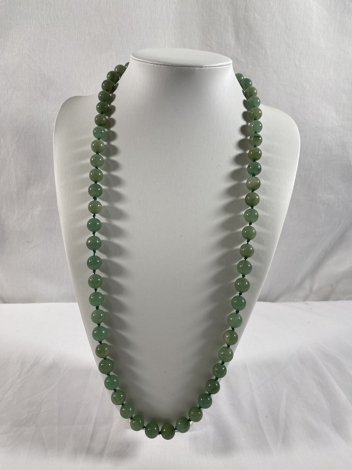 Nature Green Jade 翡翠玉 Round Gemstone 61 Beads Long Necklace 33 inch 10 mm 140g#1