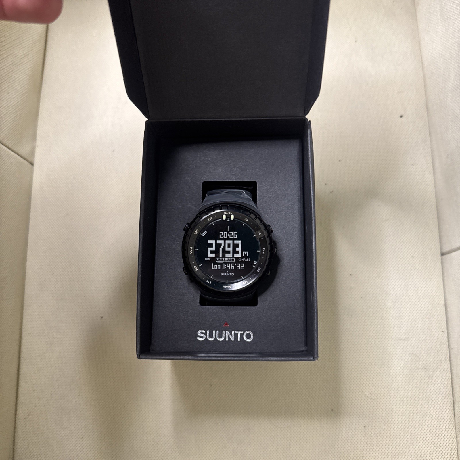 SUUNTO 7 Outdoor Watch Black Digital Display Altimeter Barometer Compass