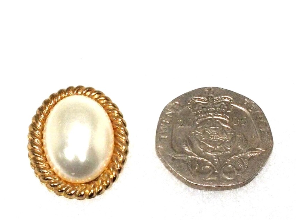 9CT SOLID GOLD PEARL EARRINGS VINTAGE BEAUTIFUL 375, 3.6 GRAMS