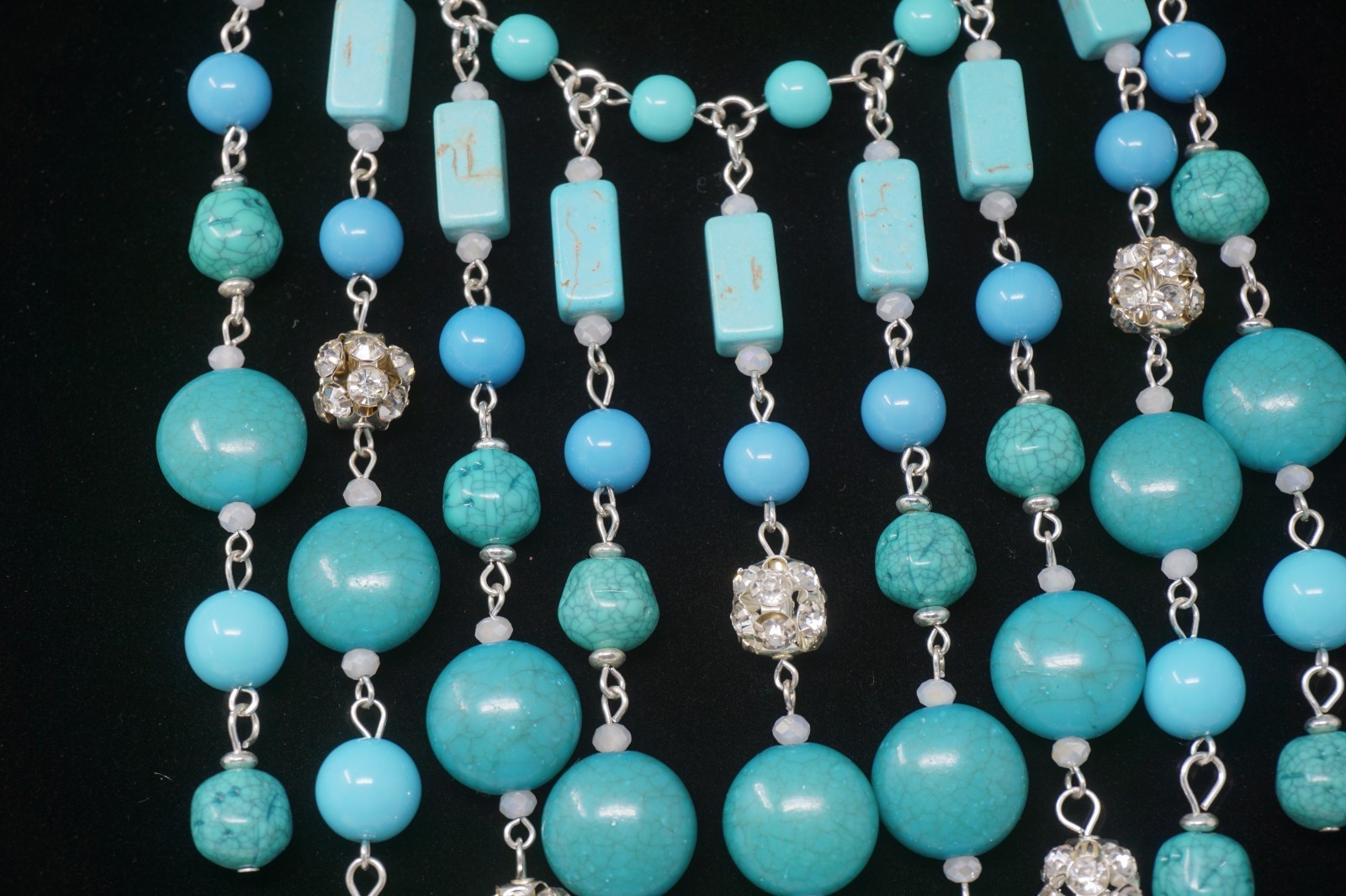 Chico’s Turquoise Blue Beaded Crystal Drip Choker Necklace Waterfall Bib 19”