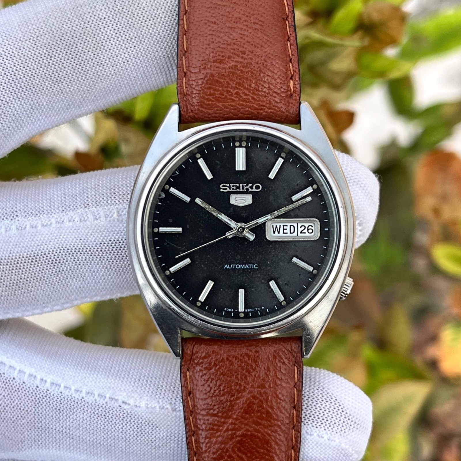 Vintage Seiko 5 Automatic Black Dress Formal Dial Japan Made Men Watch 6309-8840