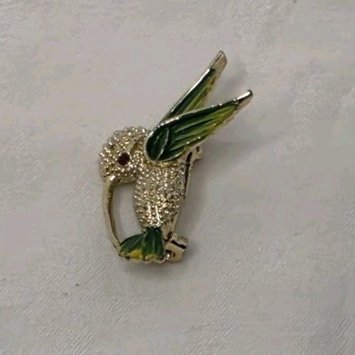 GERRY’S Gold Tone Hummingbird Brooch Pin with Rhinestone Accents 1.5″