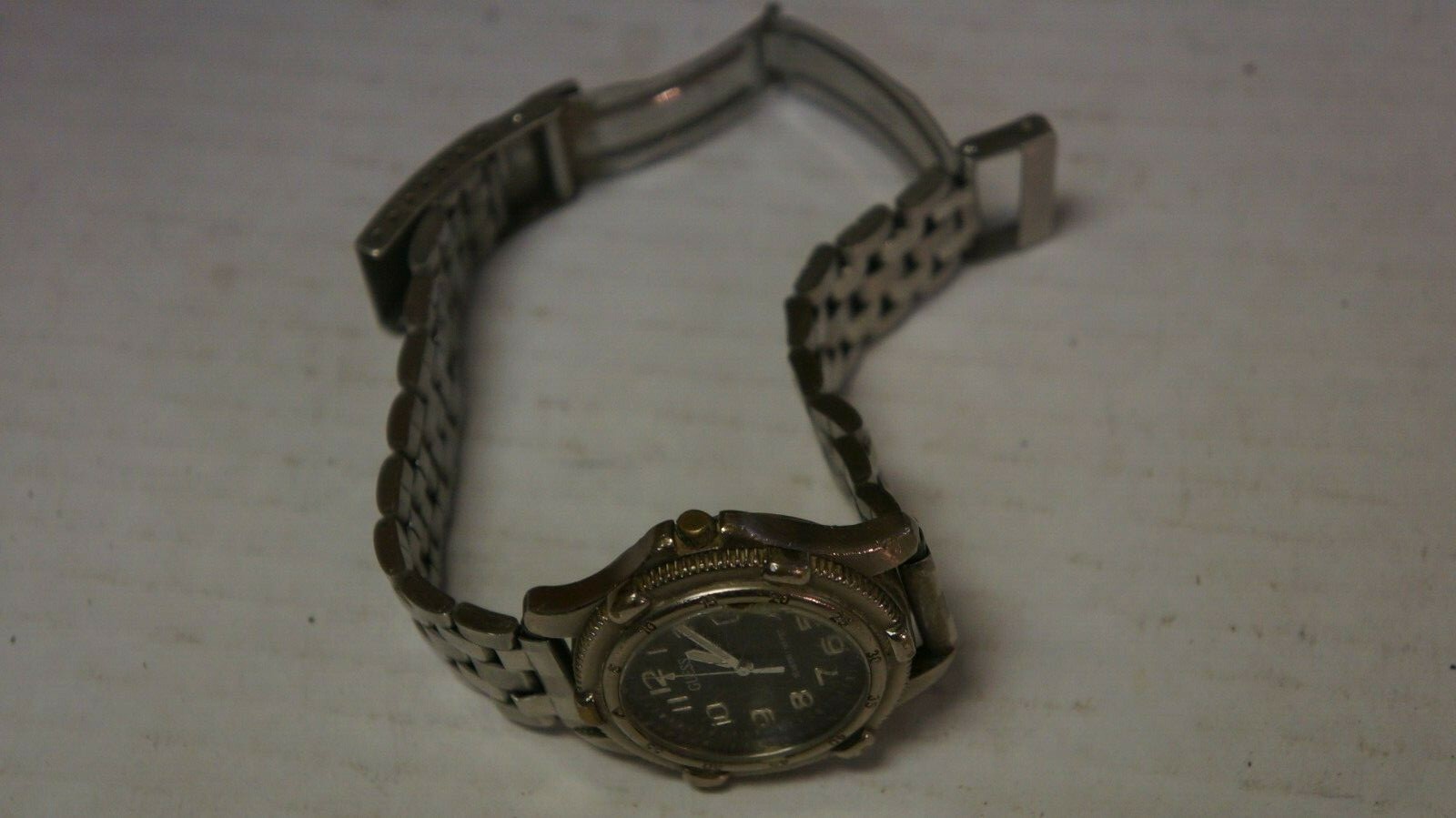 Guess Waterpro Wrist Watch 50 Meters 165 Feet SS Steel PHILLIPINES MVMT