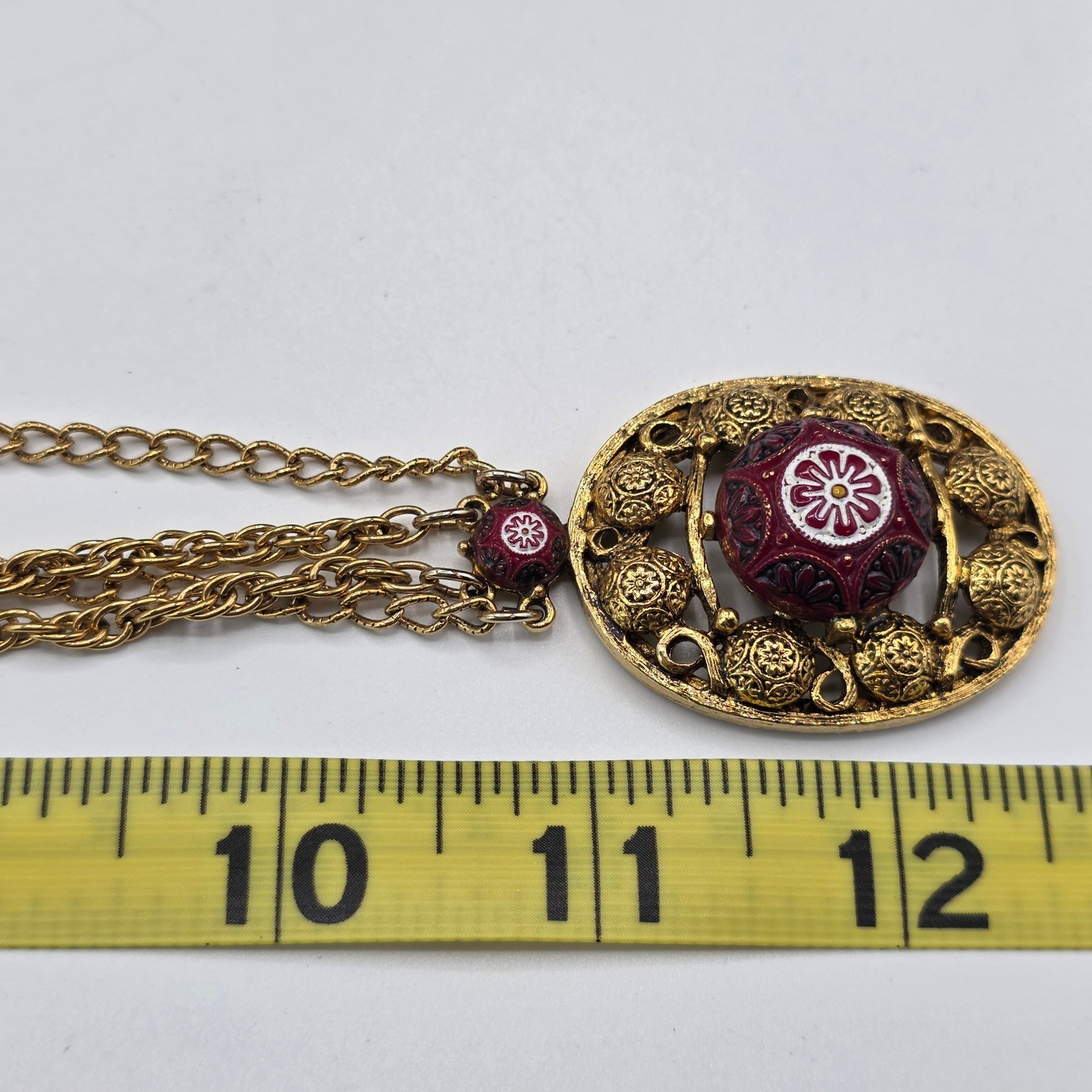 Celebrity NY Vintage Gold Tone Floral Glass Cabochon Necklace Bracelet Set