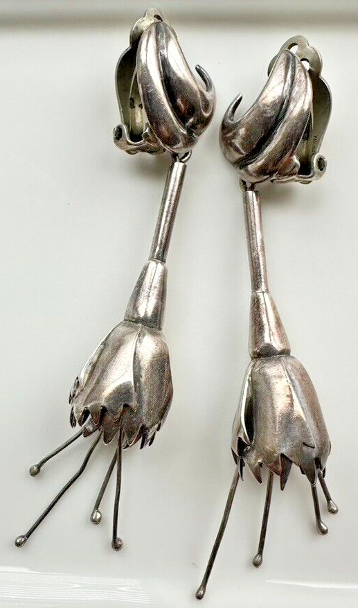 Antonio Pineda Taxco Mexico 970 Silver Flower floral Drop Clip Earrings