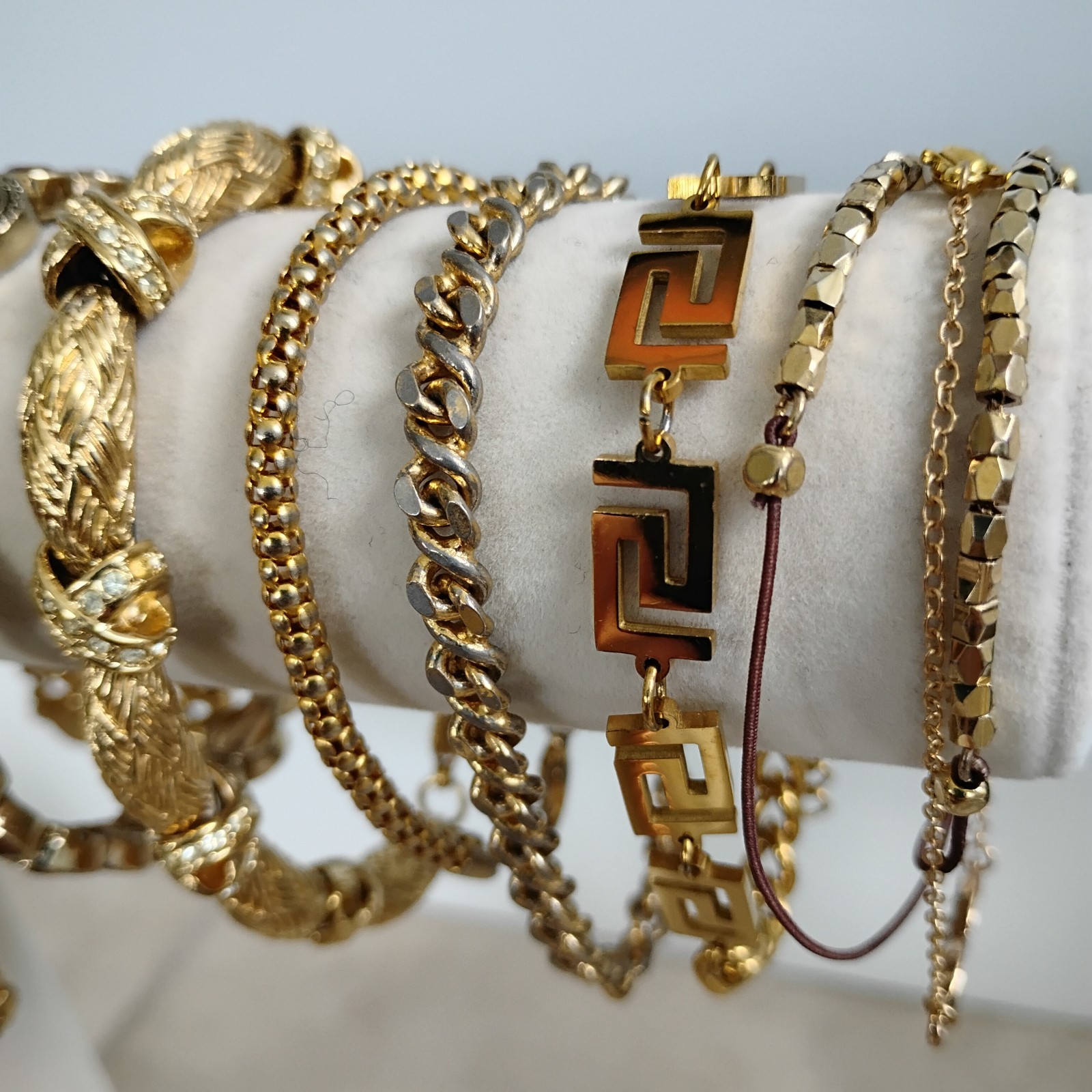 Vintage Lot Of 22 Goldtone Metal Bracelets Quality Greek Key Crystal Coin Chain