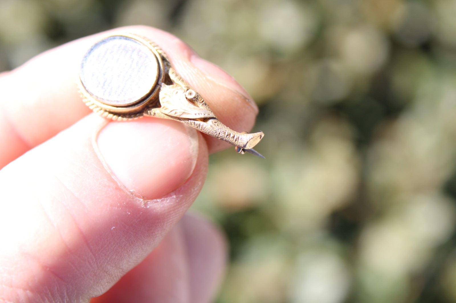 Antique 14k Yellow Gold Victorian Mourning Brooch, 3.17g (1.25″)