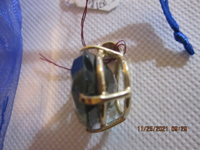 NWT 30 ct. December Blue Topaz 20 mm X 15mm