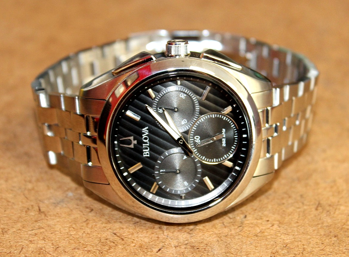 Bulova CURV SS Men’s 44 mm Gray Dial 262 KHz Chronograph Watch 96A186 [046WEI]